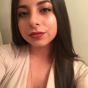 Meet your Posher, Roxana